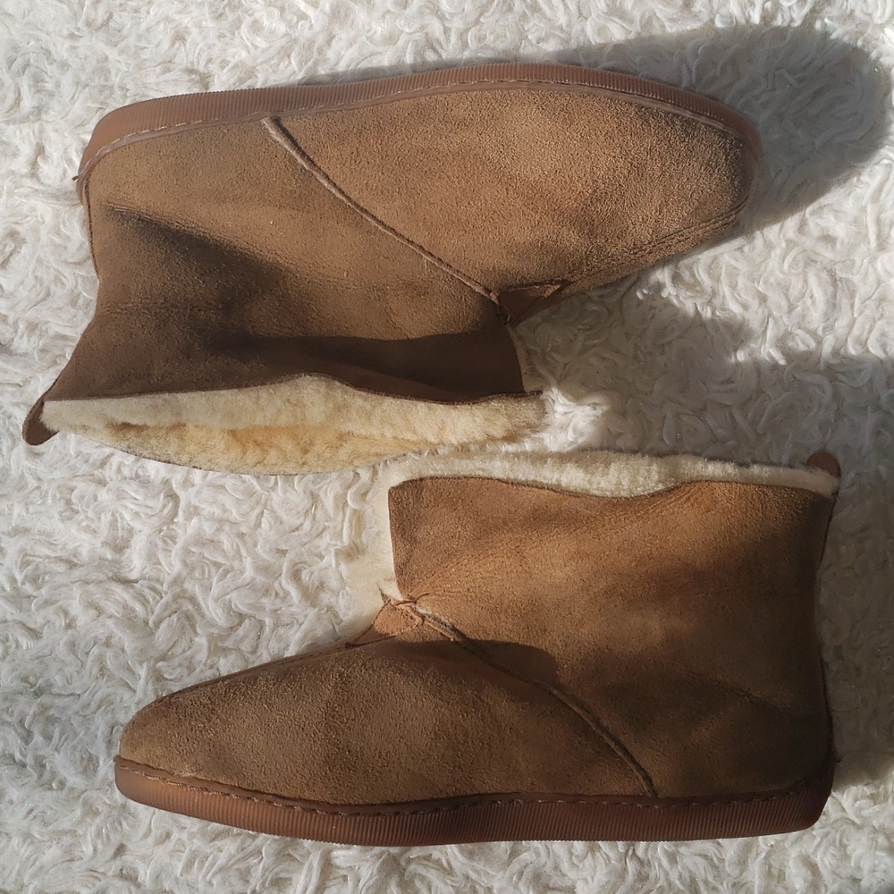 Minnetonka Golden Tan Sheepskin Ankle Boot Brand New Without Box 7 - Picture 10 of 16
